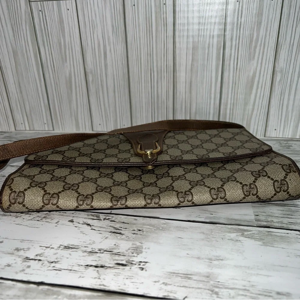 Gucci Vintage GG Monogram Canvas Crossbody Clutch Bag Brown Leather Trim - Picture 8 of 16